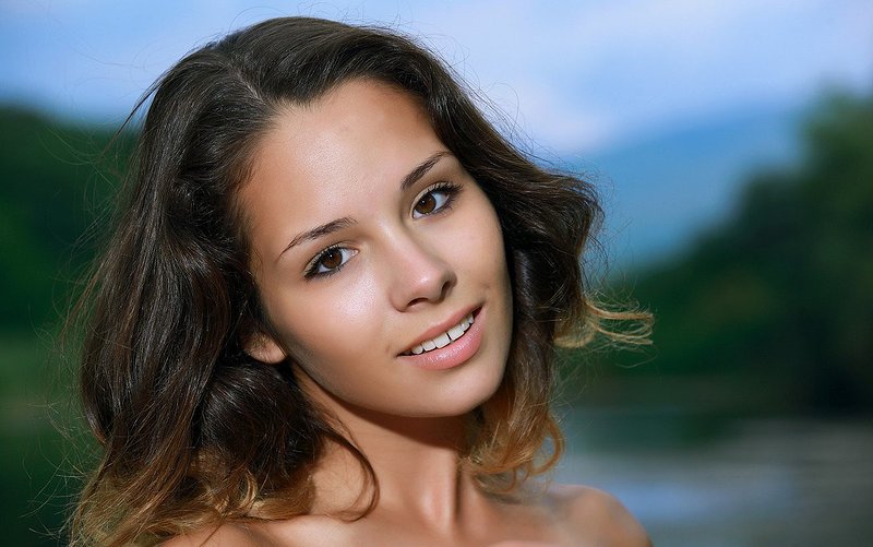 Дина, 24